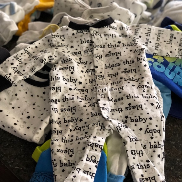 SOLD 40 piece lot baby clothing - Picture 4 of 6